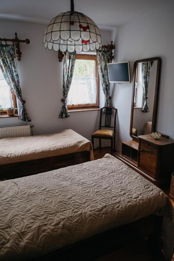 Hotel Hemina Vendeghaz Tata Exteriér fotografie